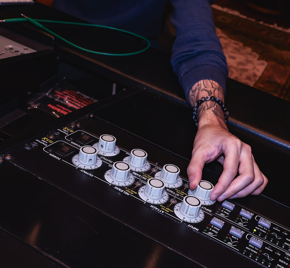 Adjusting the gain
